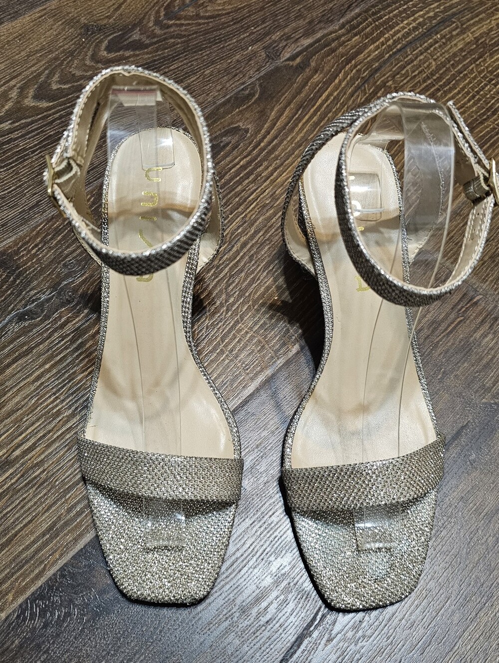Unisa Silver Glitter Women's Ankle Strap Block Heel Open Toe Sandals US 8.5